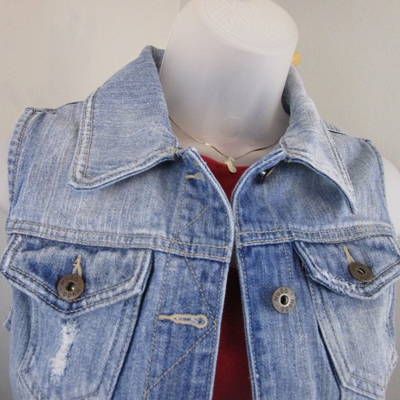 Mudd Distressed Denim Vest - Picture 2 of 14